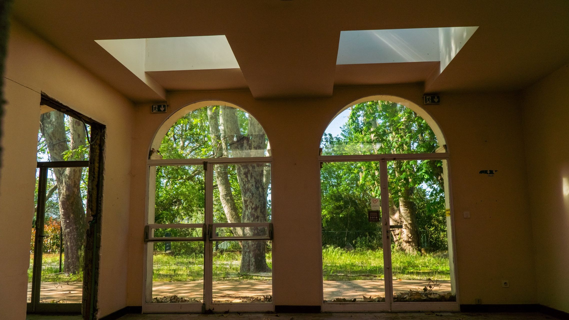 house 36 Rooms for sale on AIX EN PROVENCE (13100)