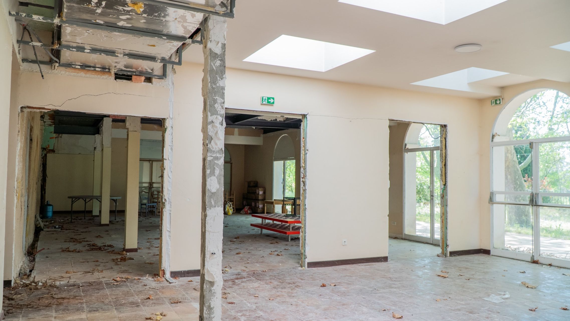 house 36 Rooms for sale on AIX EN PROVENCE (13100)