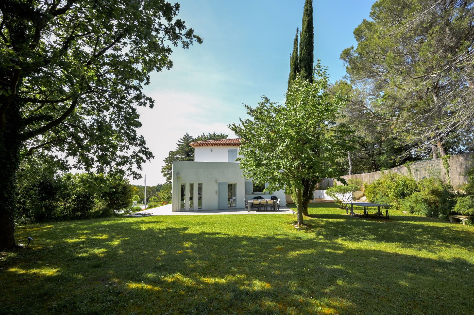 house 6 Rooms for rent on AIX EN PROVENCE (13100)