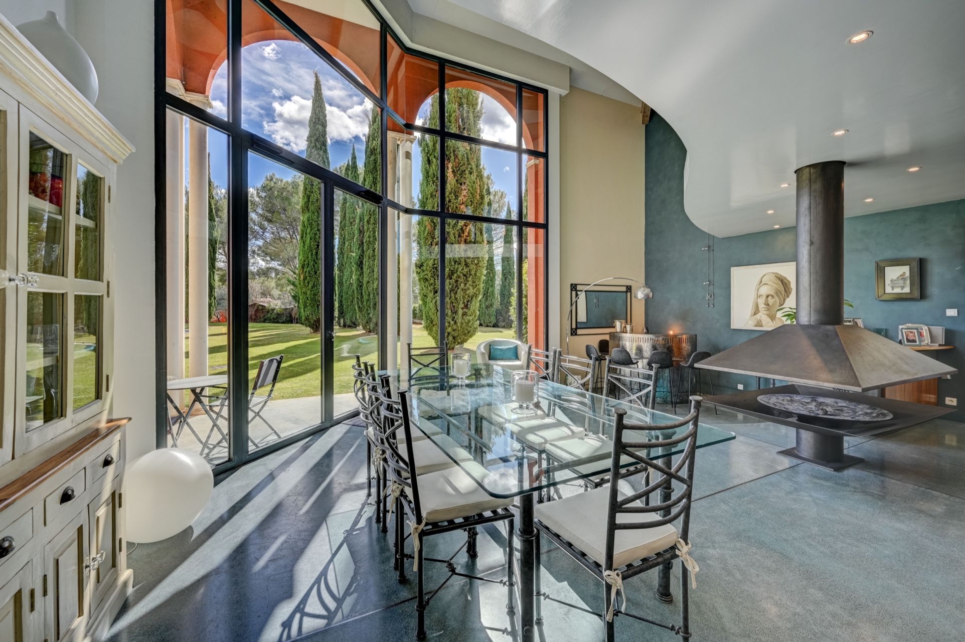 villa 20 Pièces en vente sur AIX EN PROVENCE (13100)