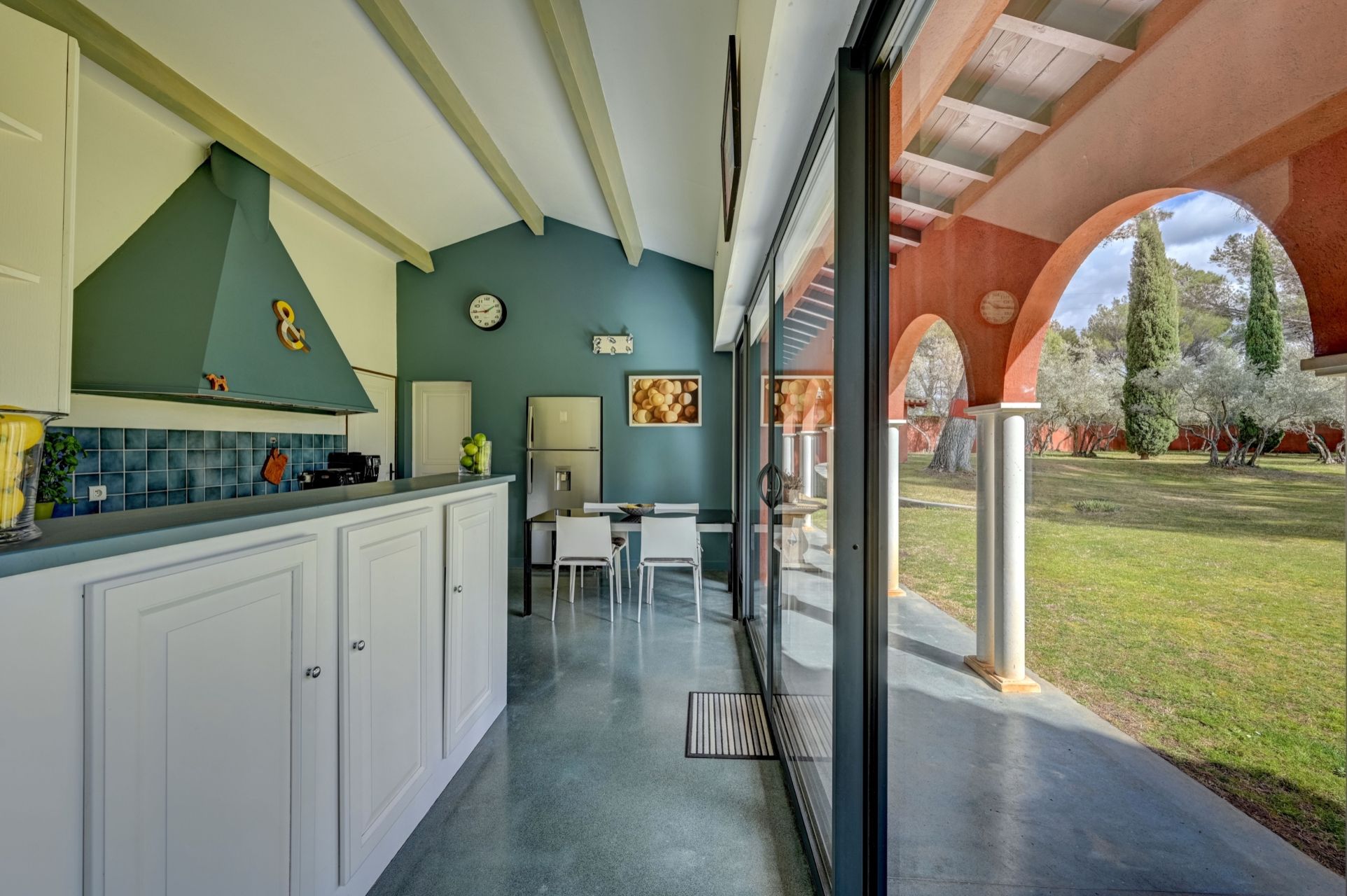 villa 20 Pièces en vente sur AIX EN PROVENCE (13100)