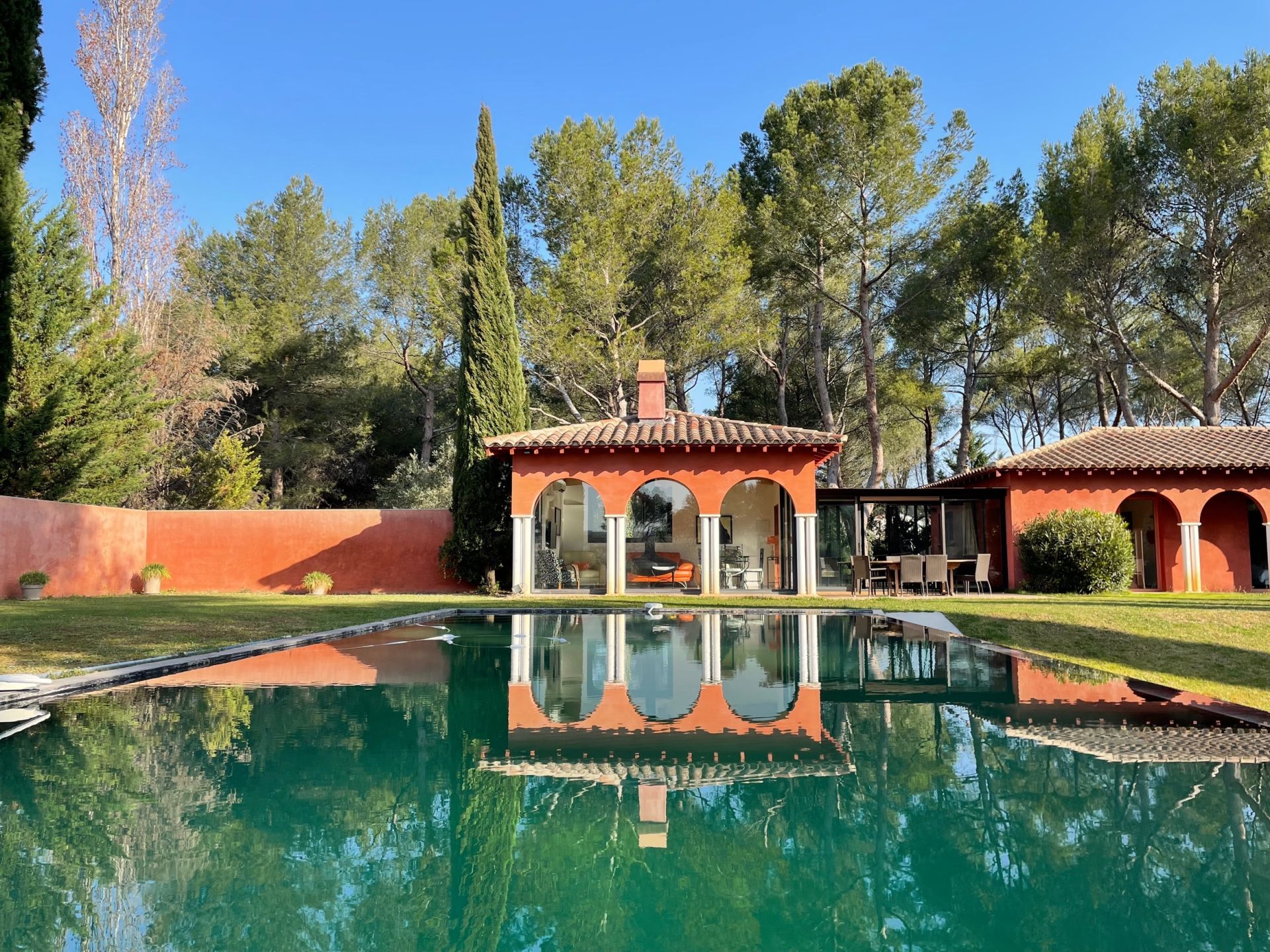 villa 20 Pièces en vente sur AIX EN PROVENCE (13100)