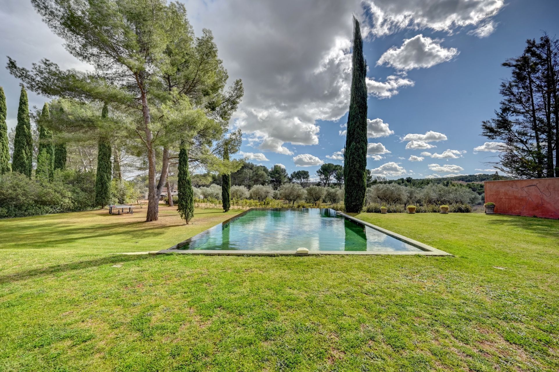 villa 20 Pièces en vente sur AIX EN PROVENCE (13100)