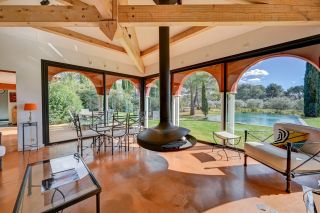 villa 20 Pièces en vente sur AIX EN PROVENCE (13100)