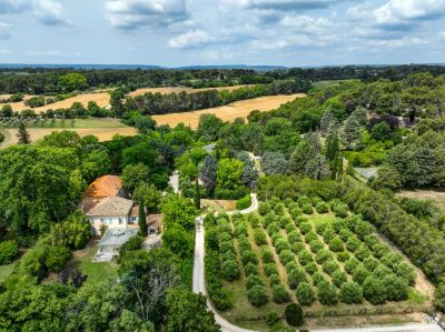 Vente Maison Aix-en-Provence 15&nbsp;Pièces 720&nbsp;m²