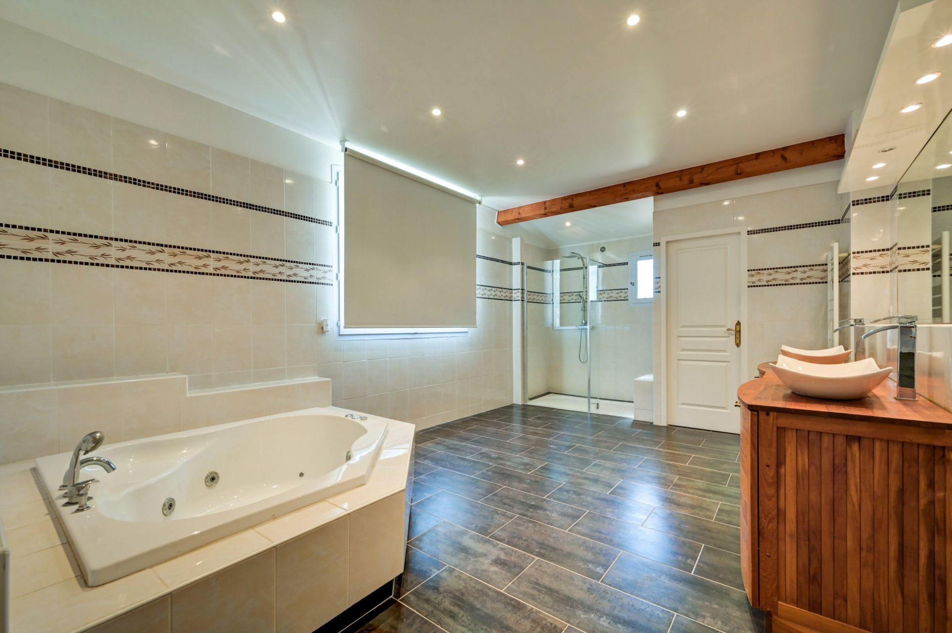 maison 7 Pièces en vente sur AIX EN PROVENCE (13100)