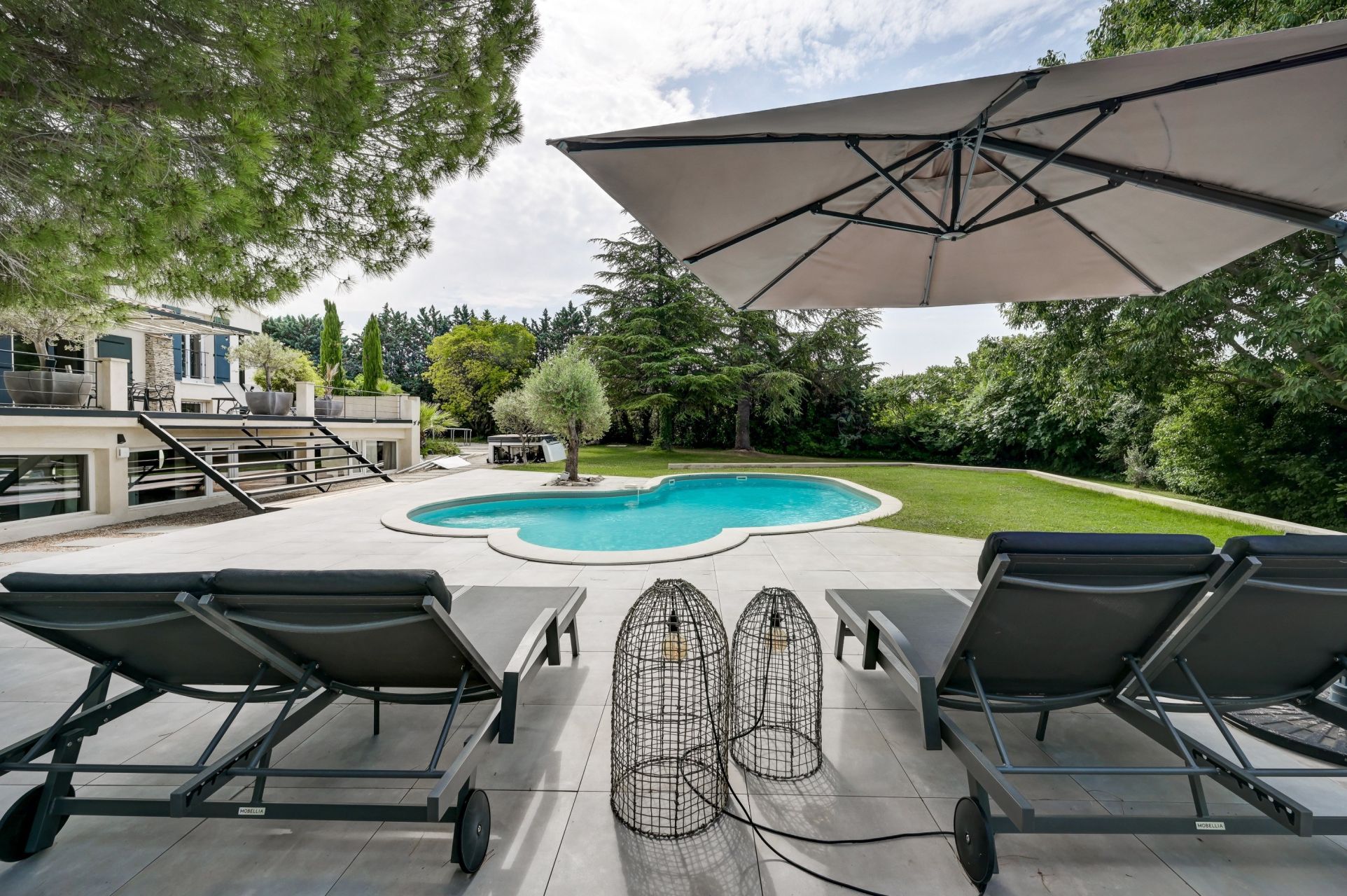 maison 6 Pièces en vente sur AIX EN PROVENCE (13090)