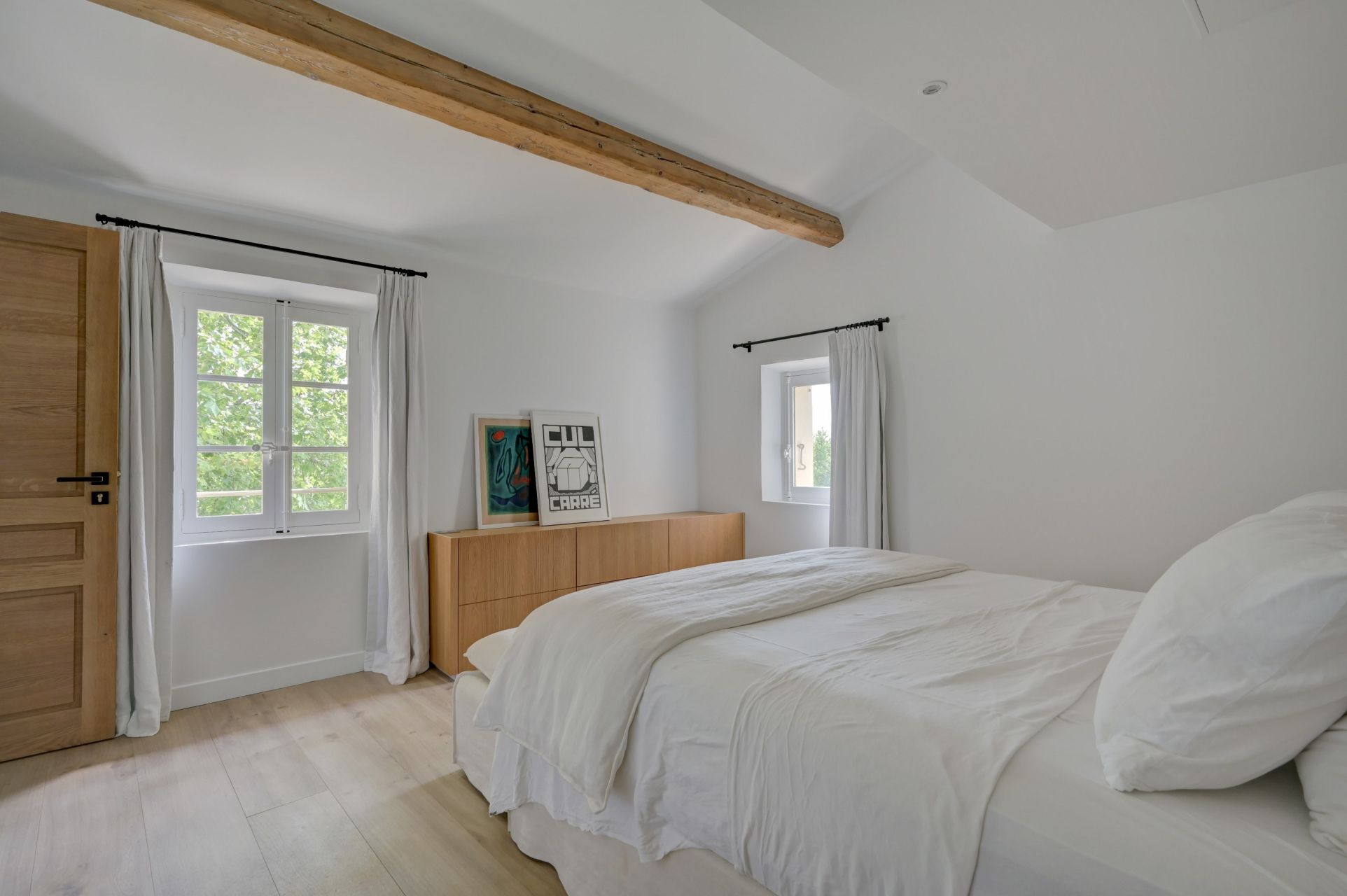 bastide 7 Rooms for seasonal rent on AIX EN PROVENCE (13100)