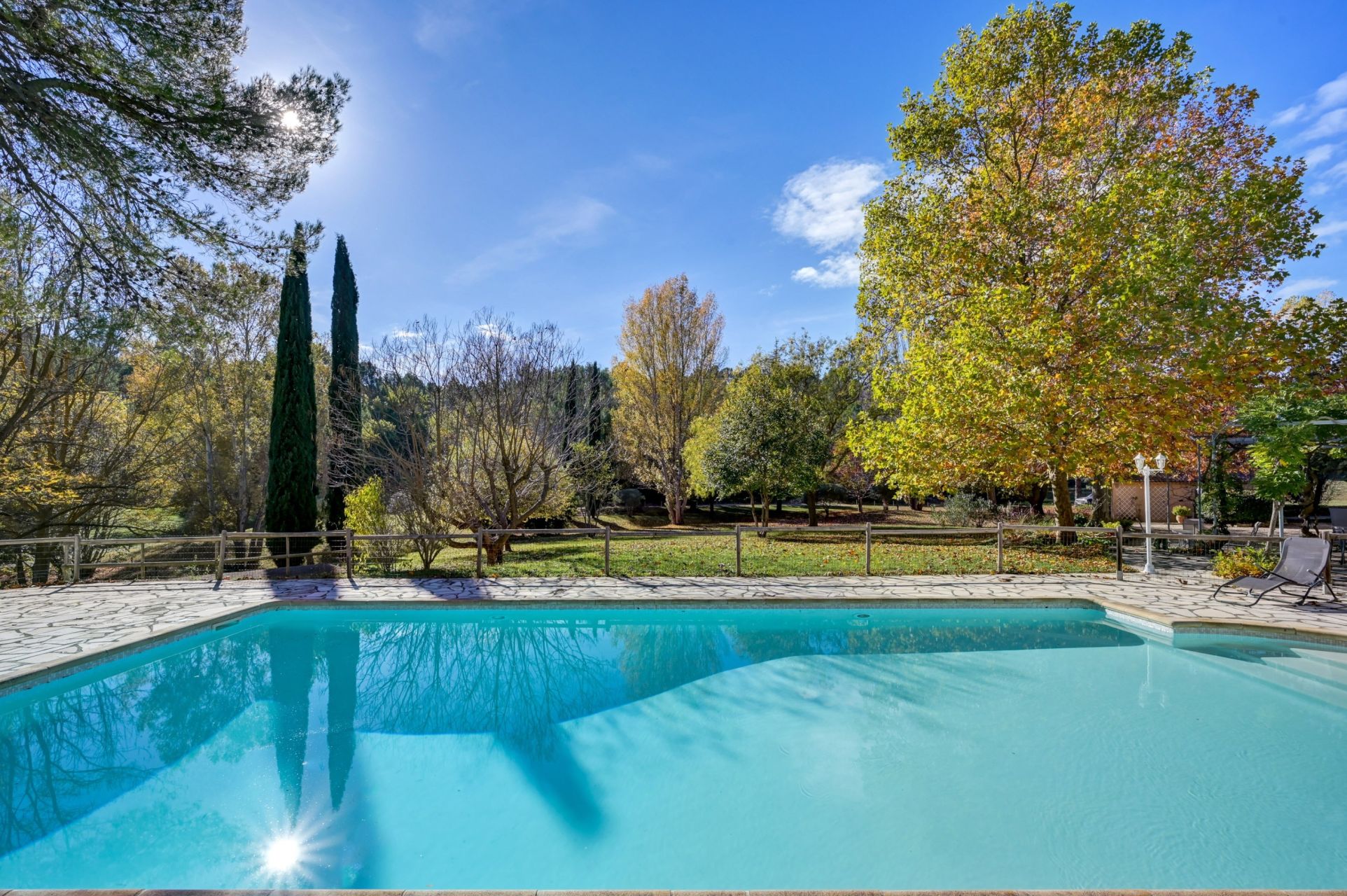 maison 12 Pièces en vente sur AIX EN PROVENCE (13100)