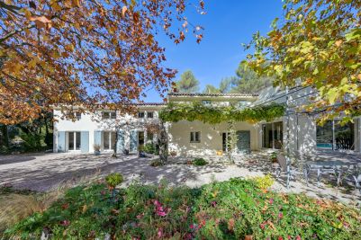 Vente Maison Aix-en-Provence 12 Pièces 330 m²