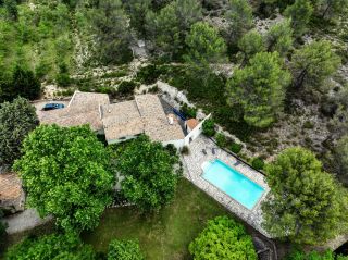 maison 12 Pièces en vente sur AIX EN PROVENCE (13100)