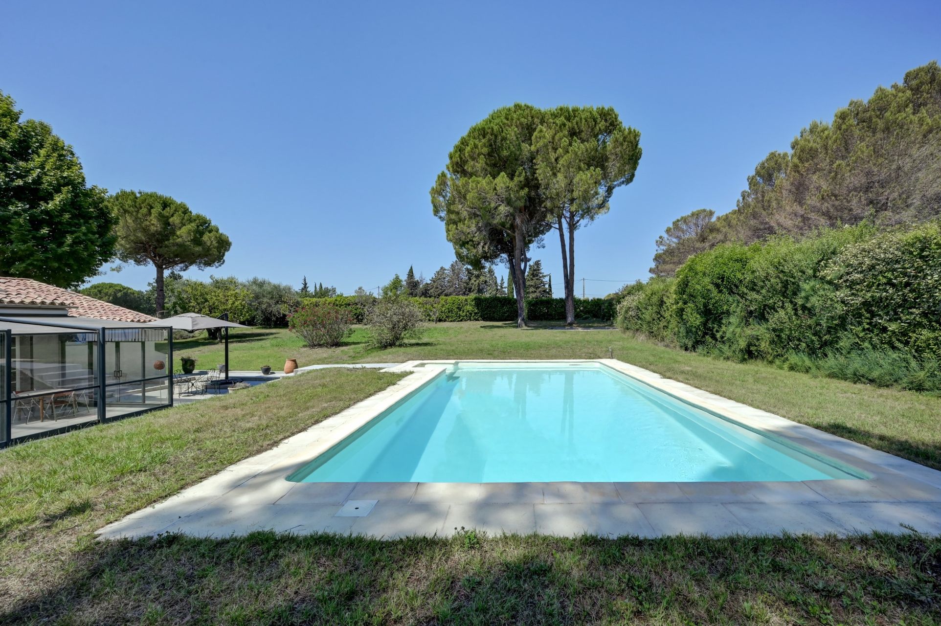 house 4 Rooms for sale on AIX EN PROVENCE (13100)