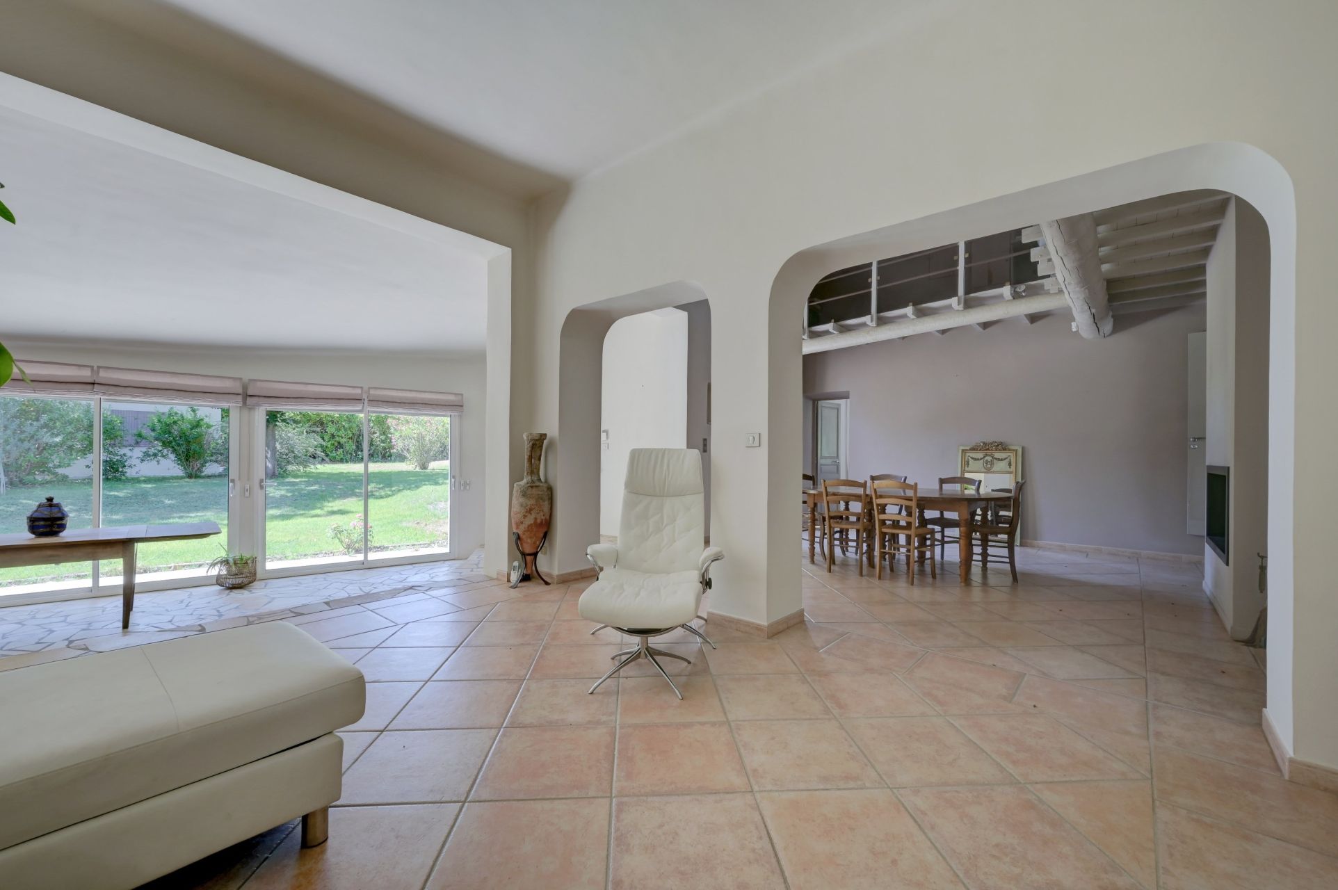 house 4 Rooms for sale on AIX EN PROVENCE (13100)