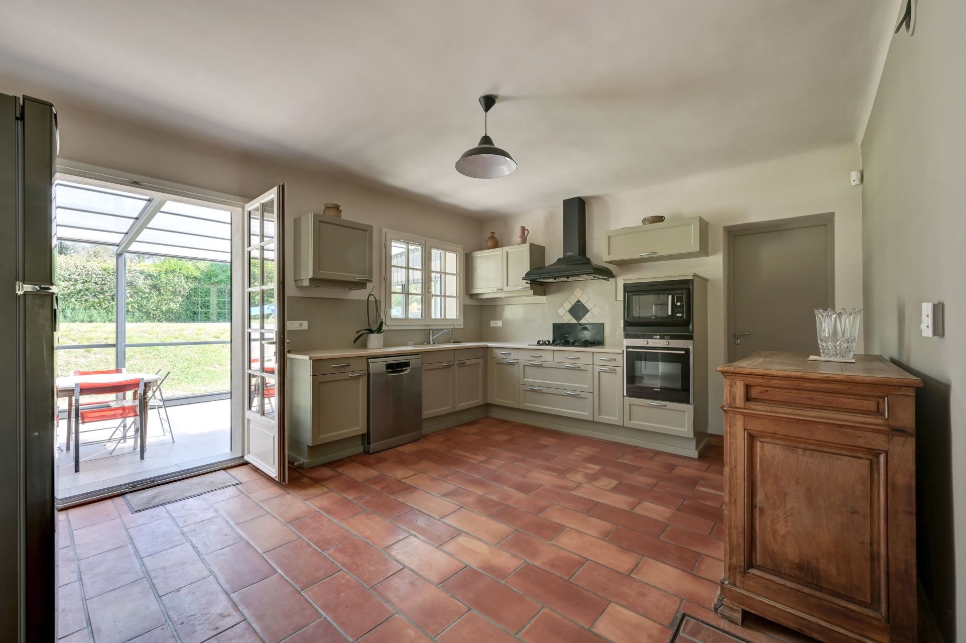 house 4 Rooms for sale on AIX EN PROVENCE (13100)