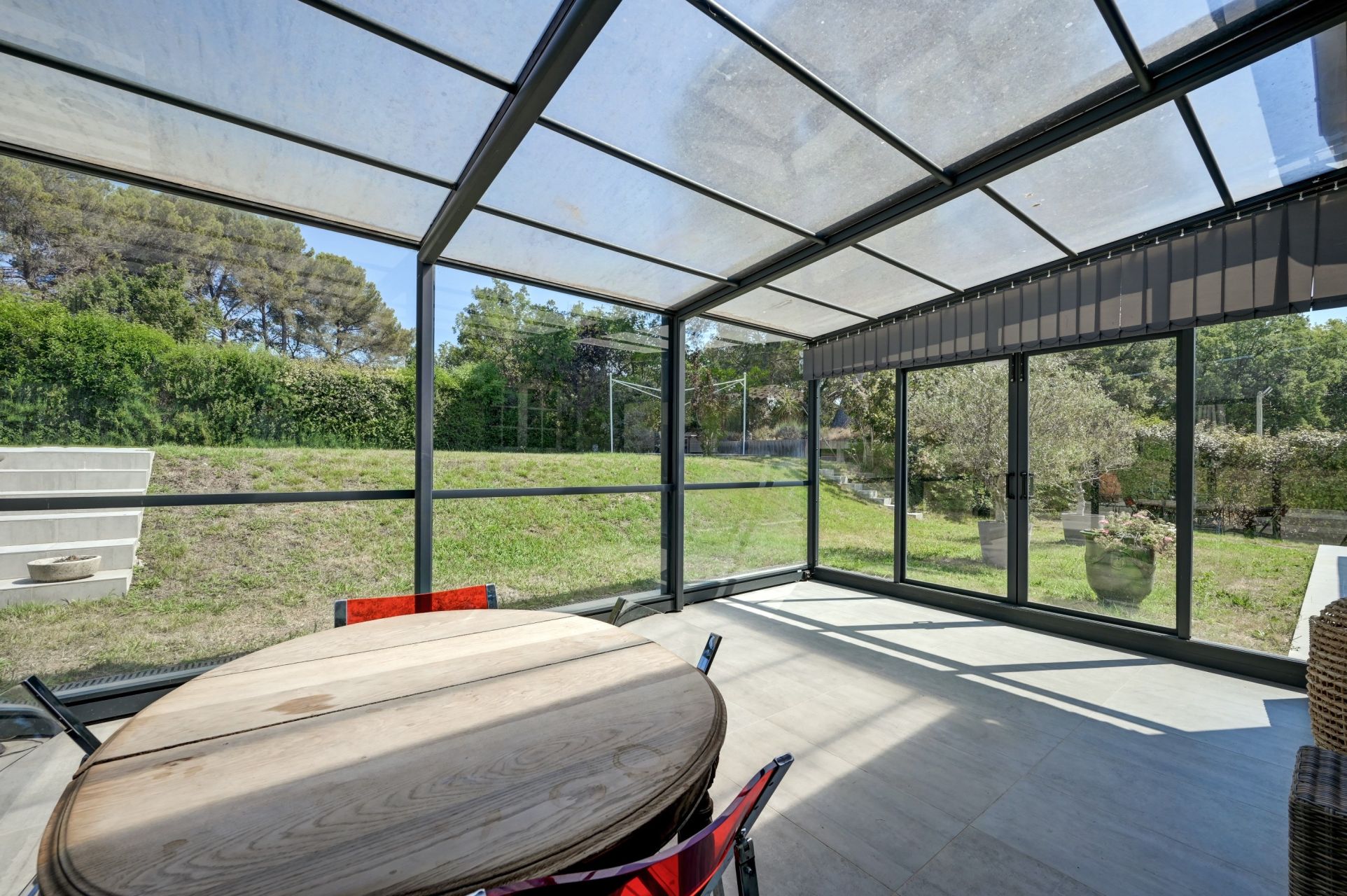 house 4 Rooms for sale on AIX EN PROVENCE (13100)