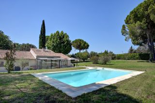 house 4 Rooms for sale on AIX EN PROVENCE (13100)
