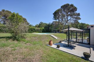 house 4 Rooms for sale on AIX EN PROVENCE (13100)