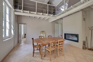 house 4 Rooms for sale on AIX EN PROVENCE (13100)