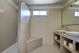 house 4 Rooms for sale on AIX EN PROVENCE (13100)