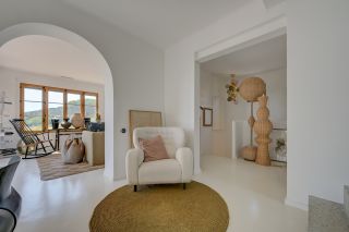 house 8 Rooms for sale on AIX EN PROVENCE (13100)