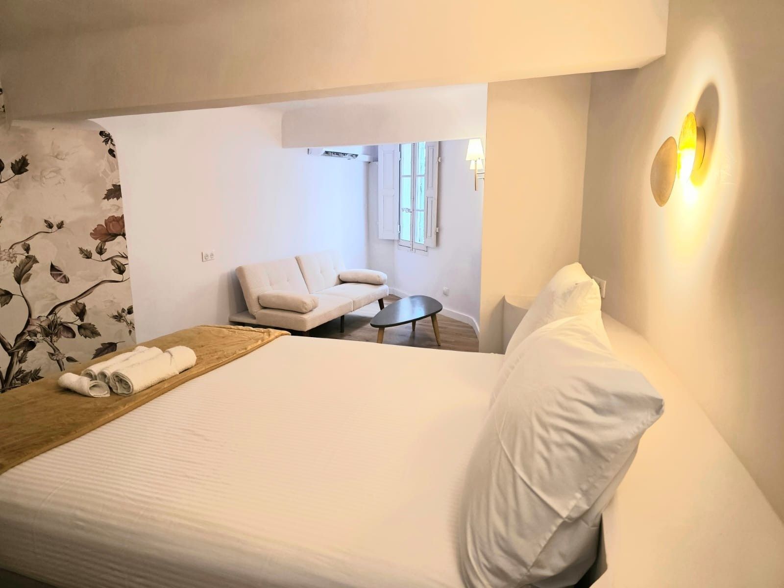 apartment 7 Rooms for rent on AIX EN PROVENCE (13100)