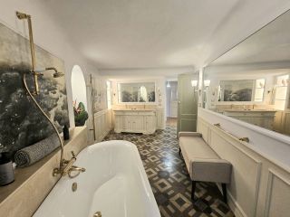 appartement 7 Pièces en location sur AIX EN PROVENCE (13100)