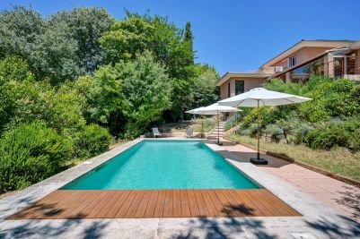 Vente Maison Aix-en-Provence 10 Pièces 350 m²