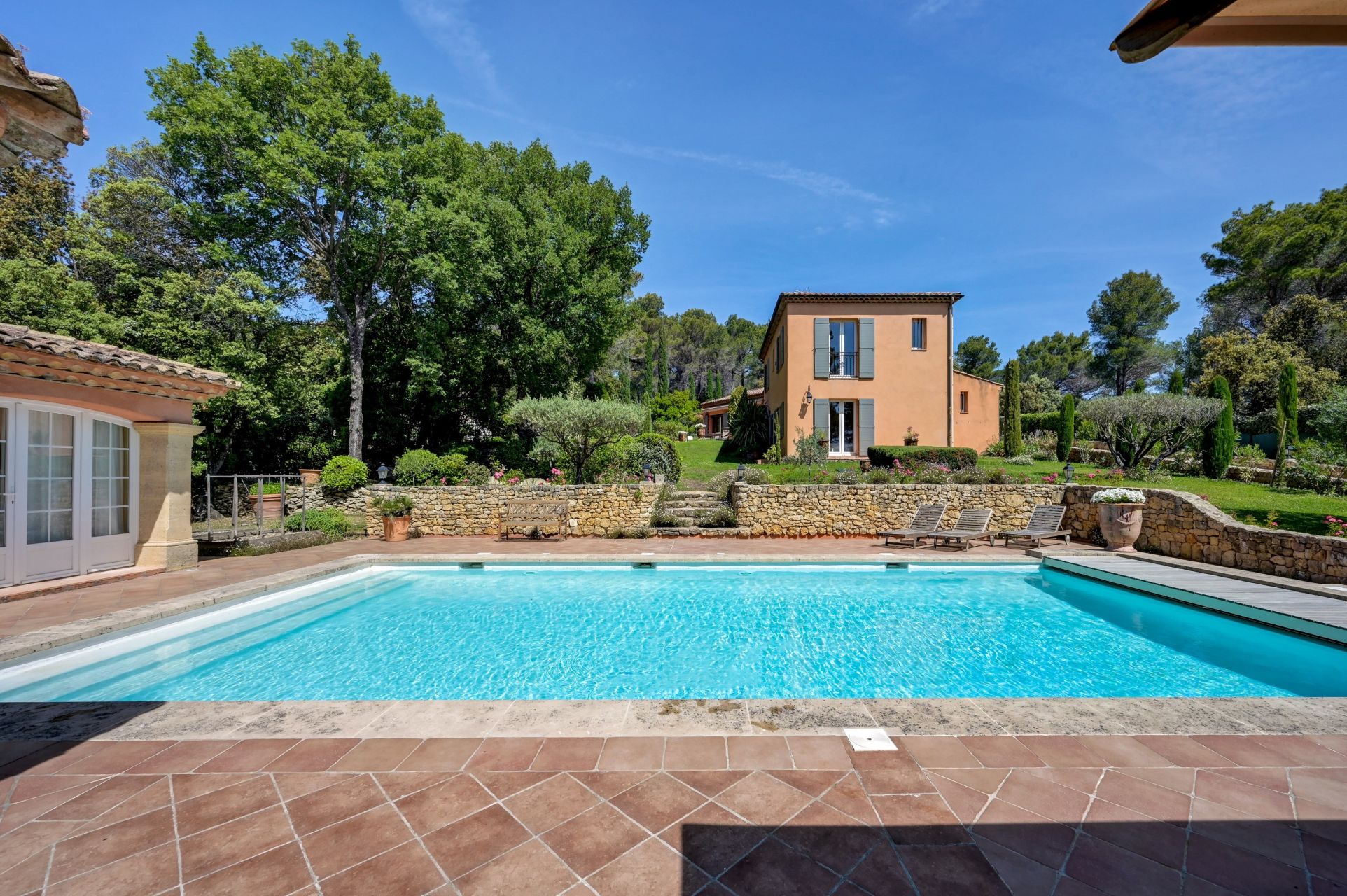 house 7 Rooms for sale on ST MARC JAUMEGARDE (13100)