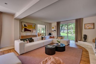 Rental House Aix-en-Provence 17 Rooms 660 m²