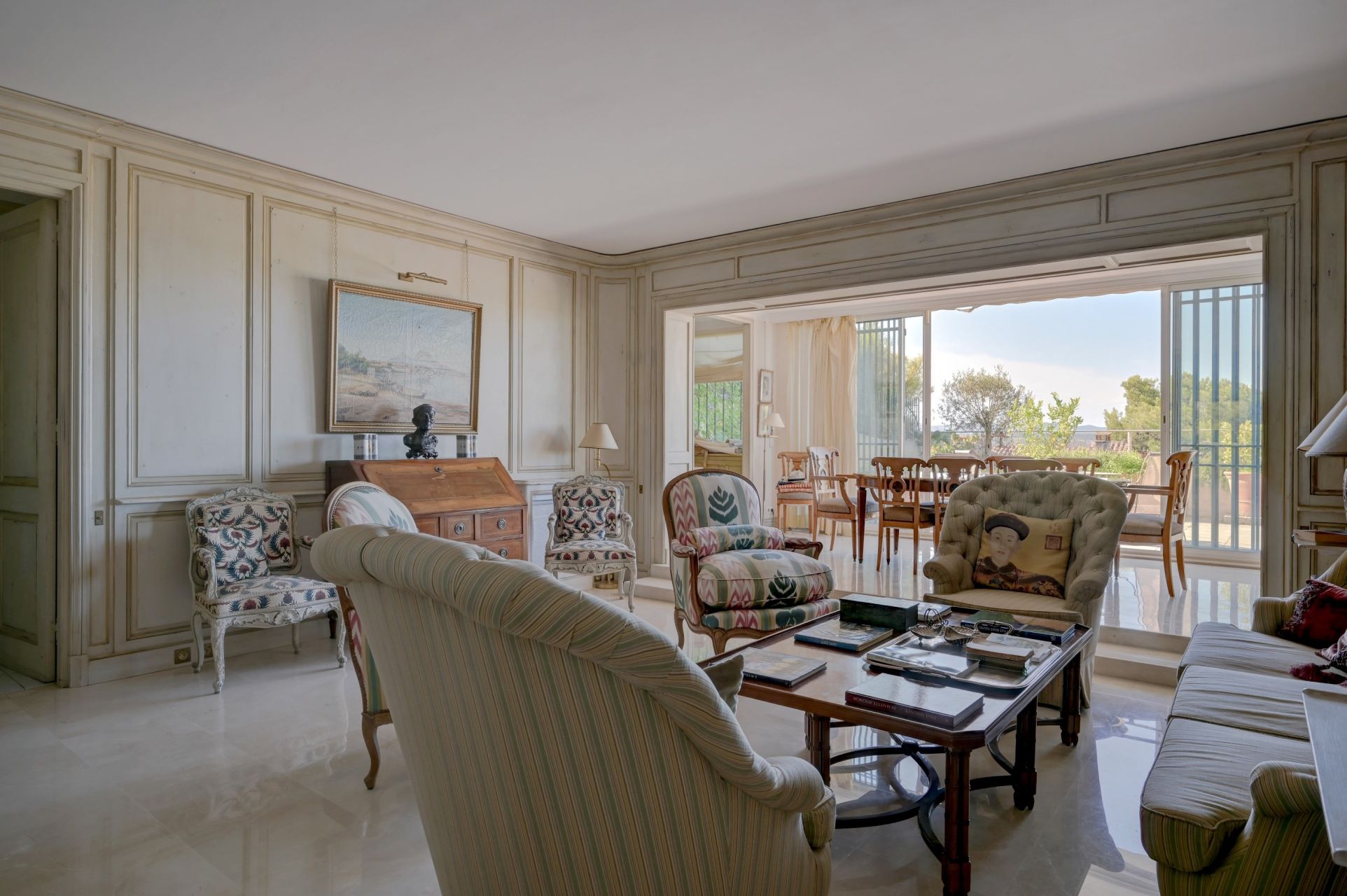 apartment 4 Rooms for sale on AIX EN PROVENCE (13100)