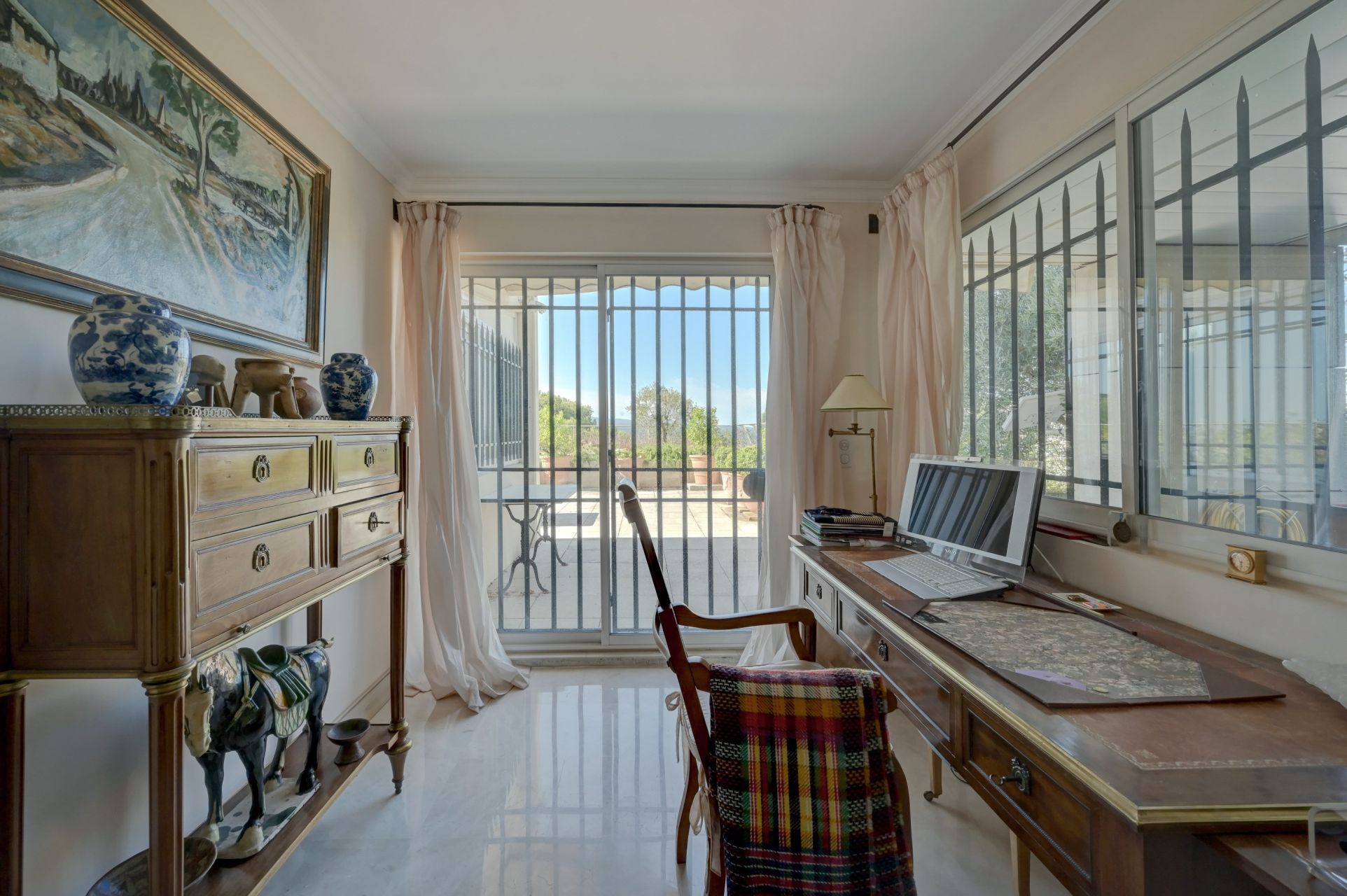 apartment 4 Rooms for sale on AIX EN PROVENCE (13100)