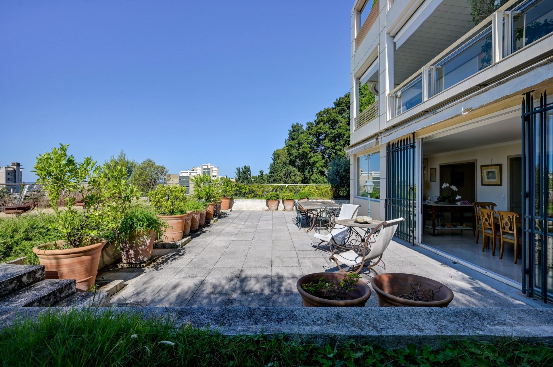 apartment 4 Rooms for sale on AIX EN PROVENCE (13100)