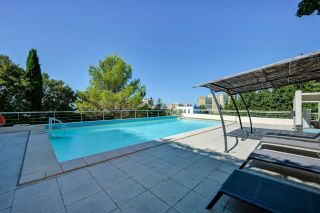 apartment 4 Rooms for sale on AIX EN PROVENCE (13100)