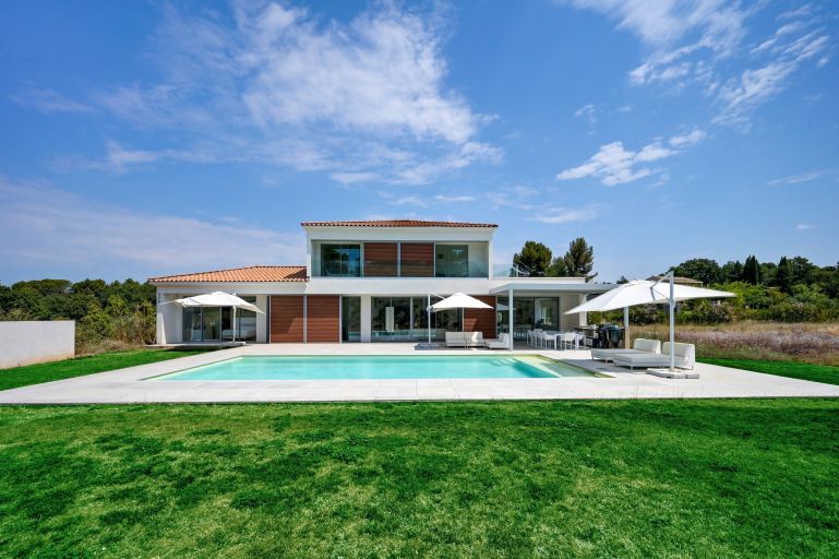 maison 8 Pièces en vente sur AIX EN PROVENCE (13100)