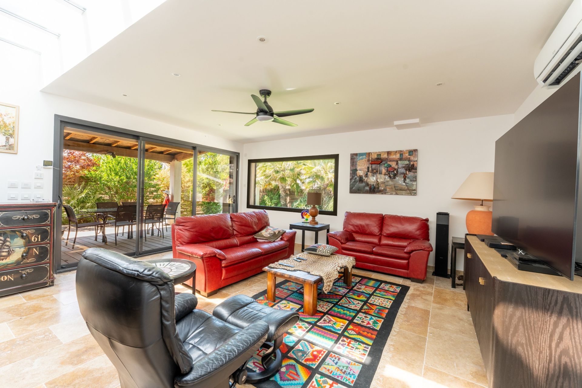 maison 11 Pièces en vente sur EGUILLES (13510)