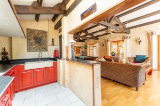 maison 11 Pièces en vente sur EGUILLES (13510)