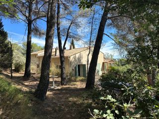 house 8 Rooms for sale on AIX EN PROVENCE (13100)