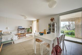 house 8 Rooms for sale on AIX EN PROVENCE (13100)