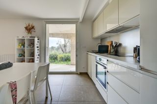 house 8 Rooms for sale on AIX EN PROVENCE (13100)