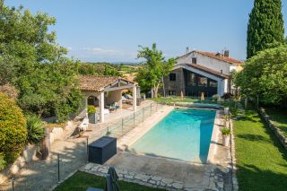 maison 7 Pièces en vente sur VENTABREN (13122)