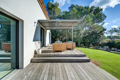 Vente Maison Aix-en-Provence 10 Pièces 342 m²