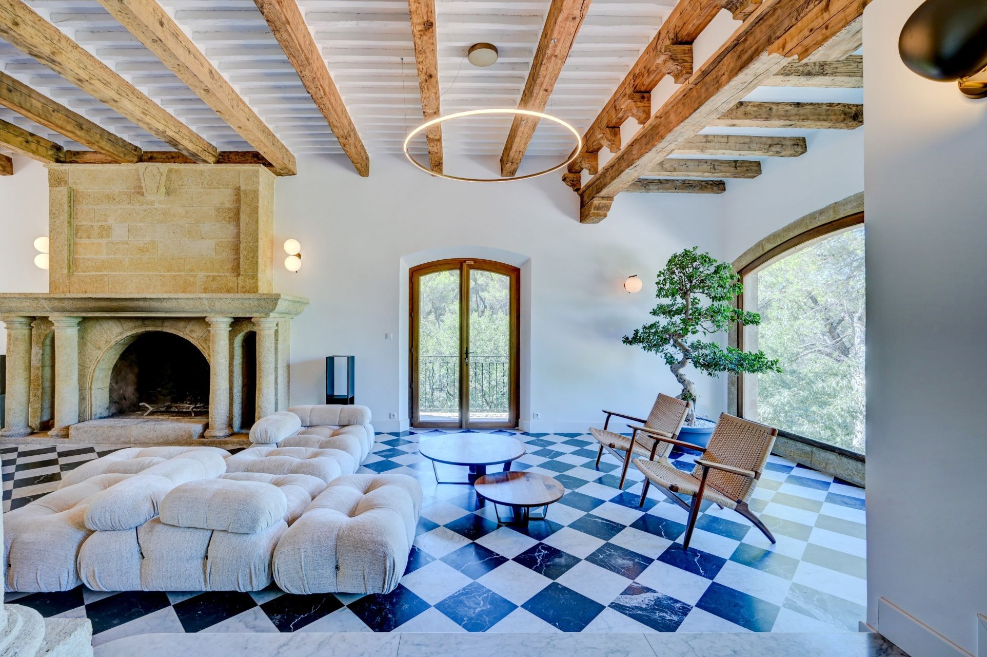 maison 20 Pièces en vente sur AIX EN PROVENCE (13100)