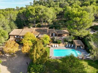 maison 8 Pièces en vente sur AIX EN PROVENCE (13100)