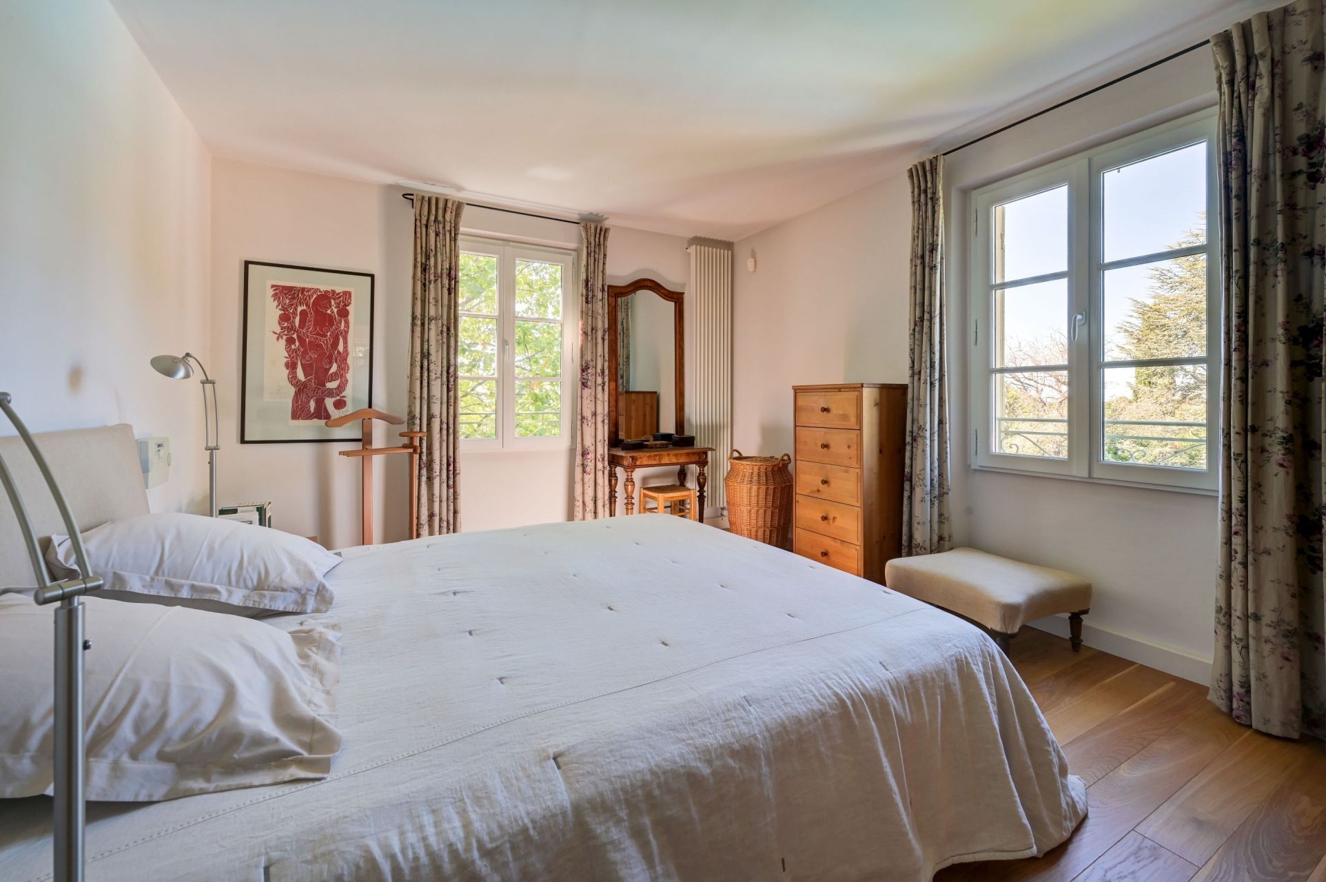 house 8 Rooms for sale on AIX EN PROVENCE (13090)
