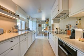 house 8 Rooms for sale on AIX EN PROVENCE (13090)