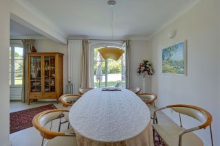 house 8 Rooms for sale on AIX EN PROVENCE (13090)