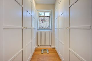 house 8 Rooms for sale on AIX EN PROVENCE (13090)