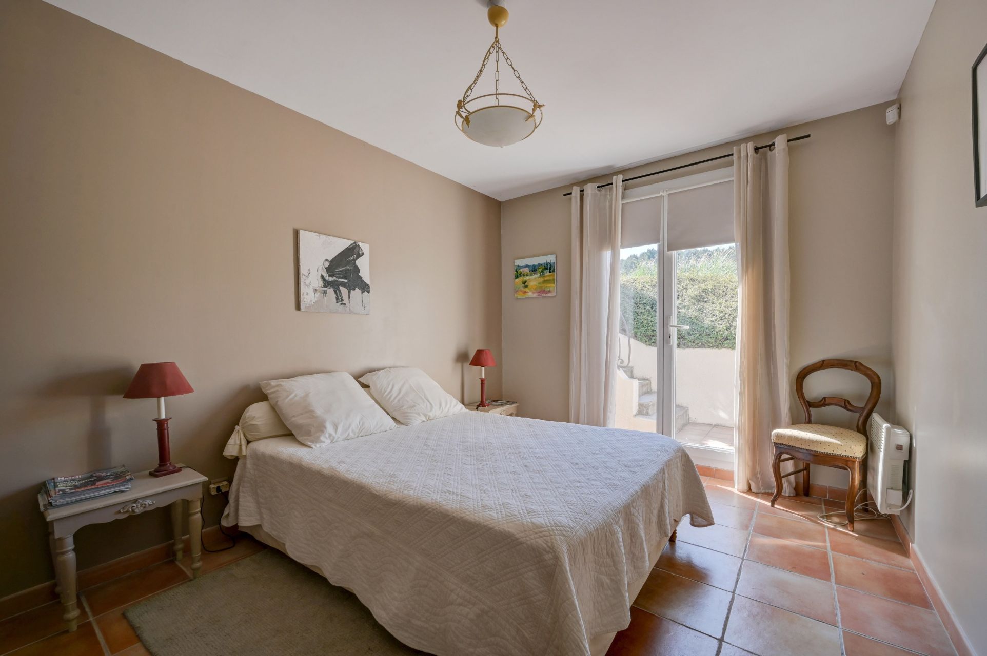 house 10 Rooms for sale on BOUC BEL AIR (13320)