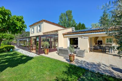 house 10 Rooms for sale on BOUC BEL AIR (13320) Sale House Bouc-Bel-Air 10 Rooms 386 m²