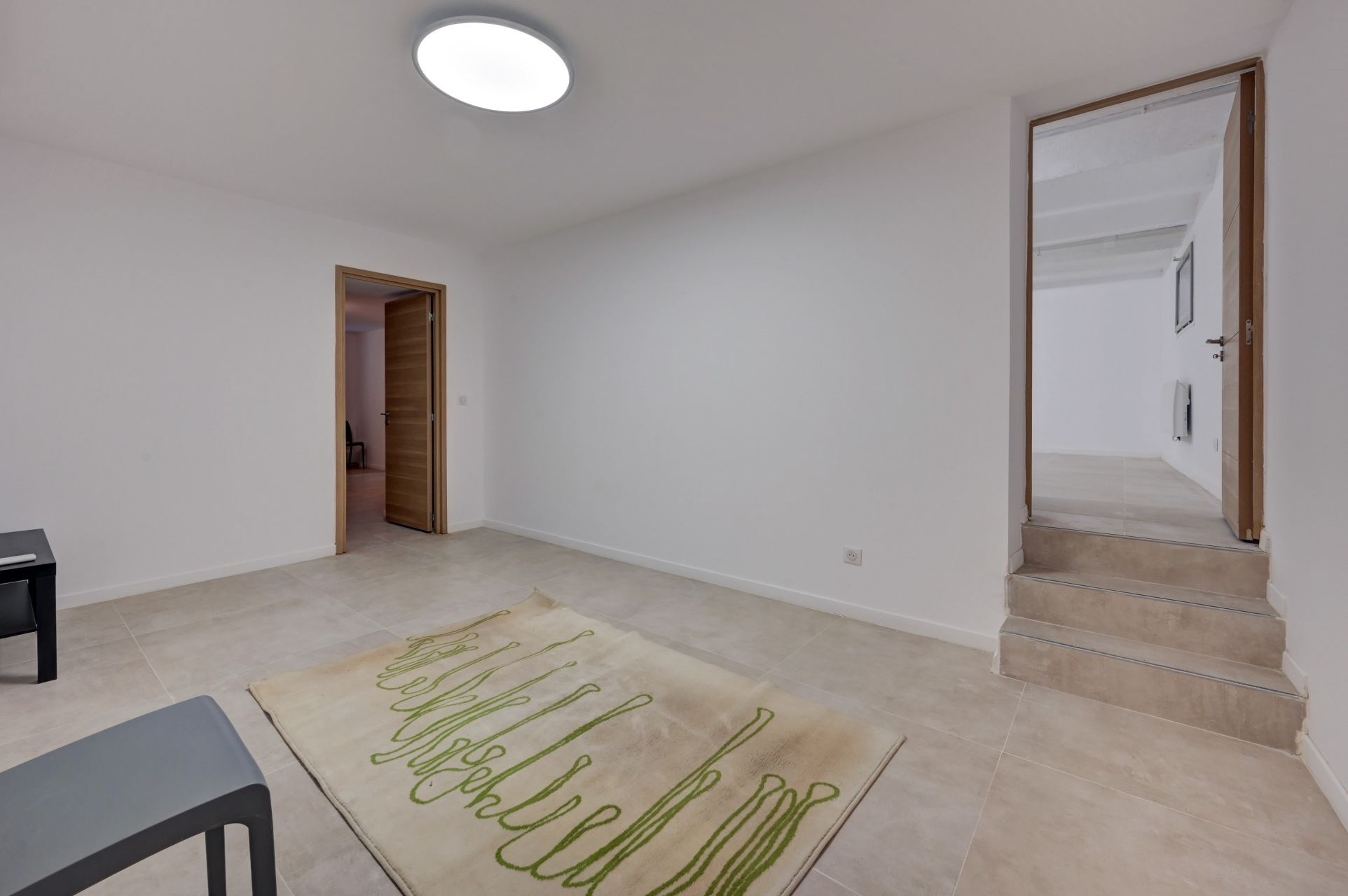 apartment 4 Rooms for sale on AIX EN PROVENCE (13100)